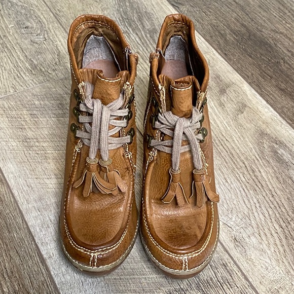 Fall Ankle Boots - Picture 2 of 5